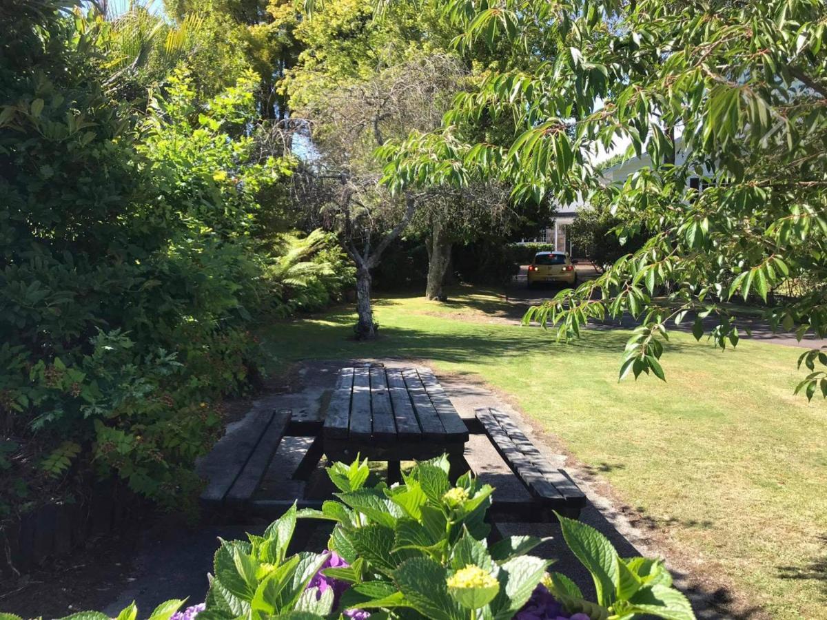 Adorable 2 Bedroom Unit Walk To Town Rotorua Exterior foto